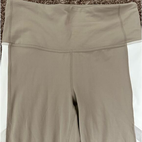 Athleta Exhale Mesh Capri Athletic Leggings Beige White Size S Activewear Yoga - Picture 8 of 14